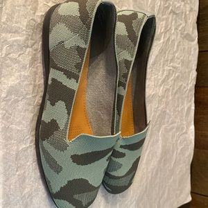 Women’s loafer slip ons